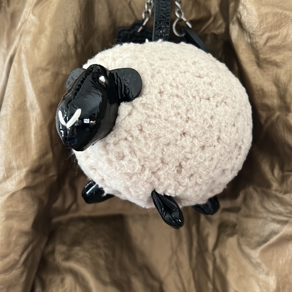 See By Chloe Gold Metallic Bag - Picture 2 of 13